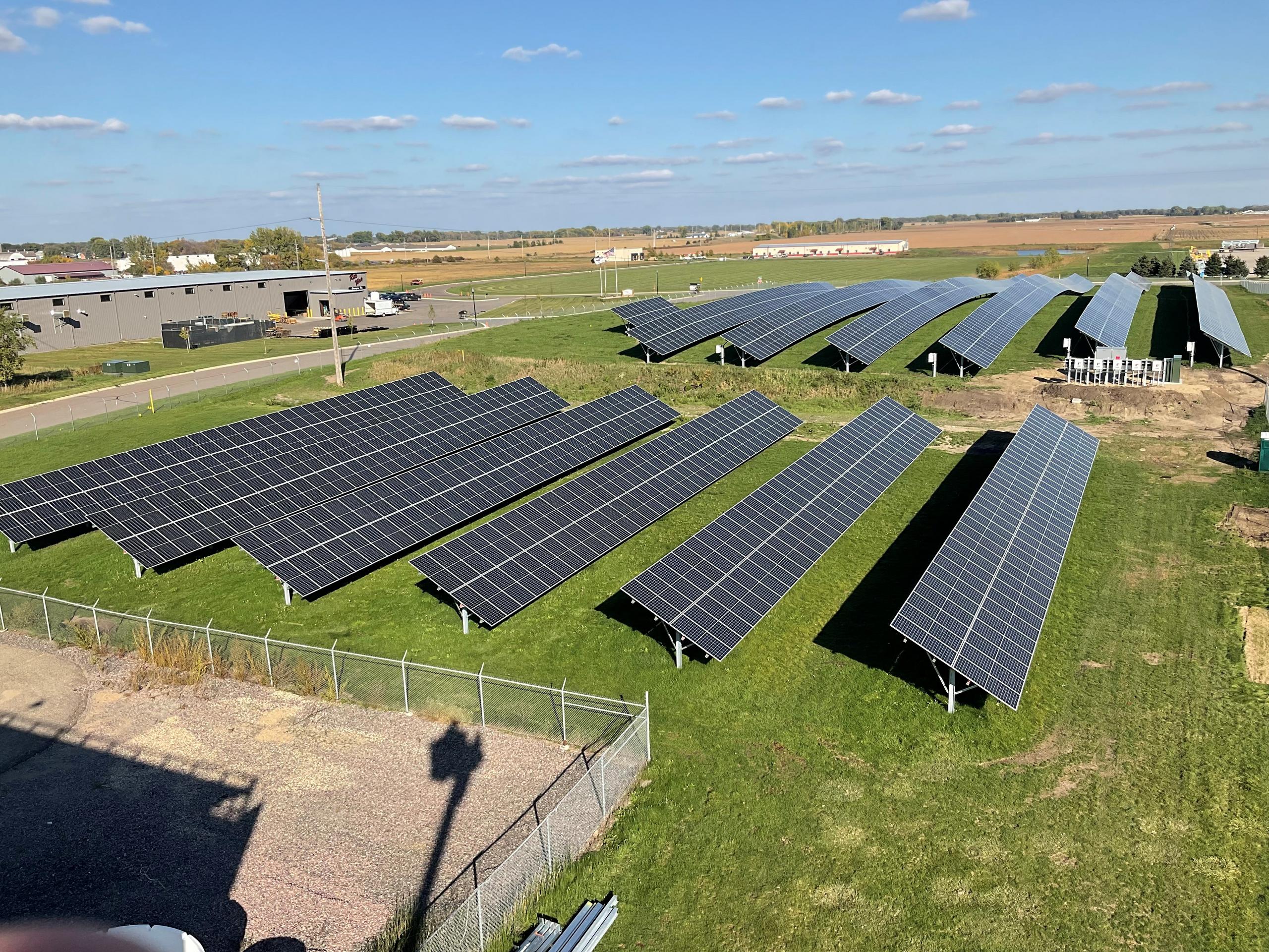 hutchinson-utilities-commission-solar-array